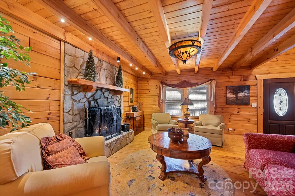 270 Admiration Court Waynesville NC 28785