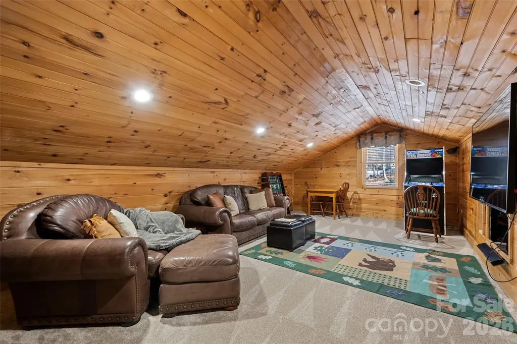 270 Admiration Court Waynesville NC 28785