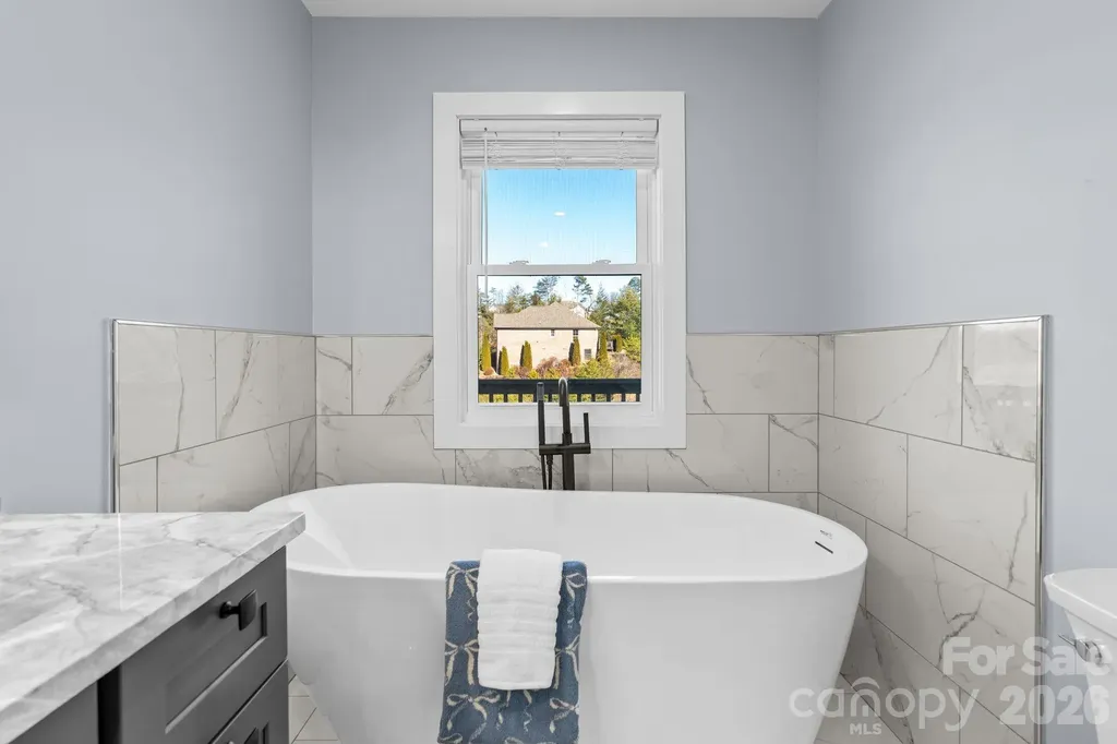 115 Nader Avenue Weaverville NC 28787