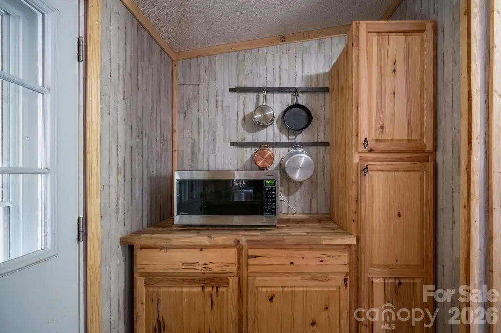 310 Sassafras Gap Lane Brevard NC 28712