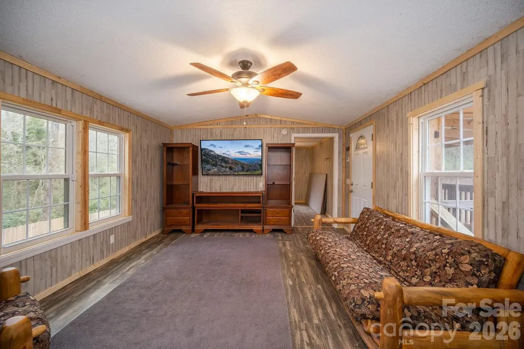 310 Sassafras Gap Lane Brevard NC 28712