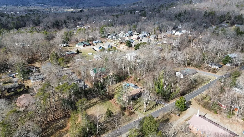 109 W College Street Black Mountain NC 28711