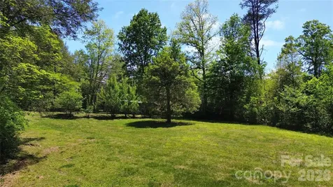 109 W College Street Black Mountain NC 28711