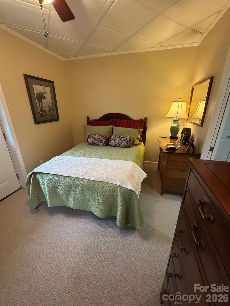 128 Hillcrest Road Newland NC 28657