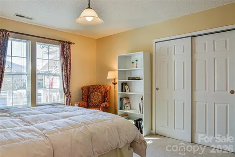 1301 Hyde Park Drive Asheville NC 28806