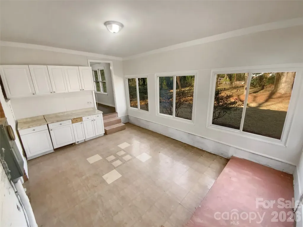 4661 Easthaven Drive Charlotte NC 28212