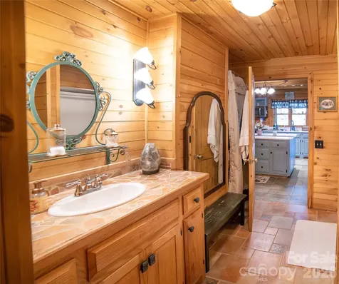4021 & 4022 Johns River Road Morganton NC 28655