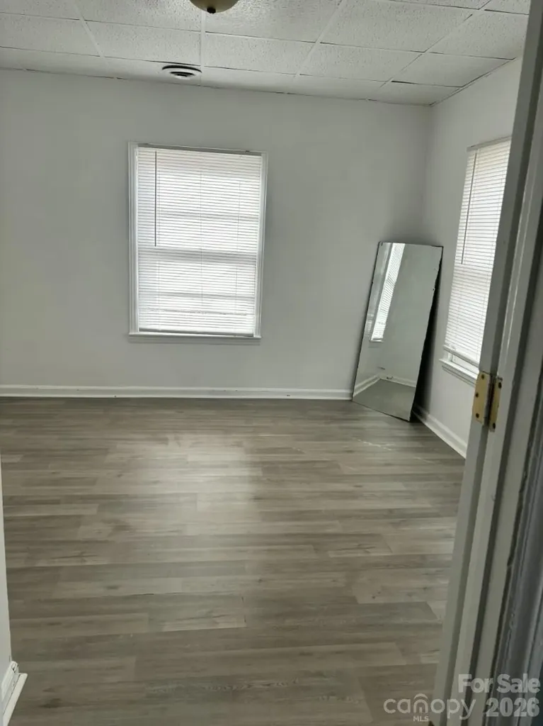 1025 Gaston Avenue Gastonia NC 28052