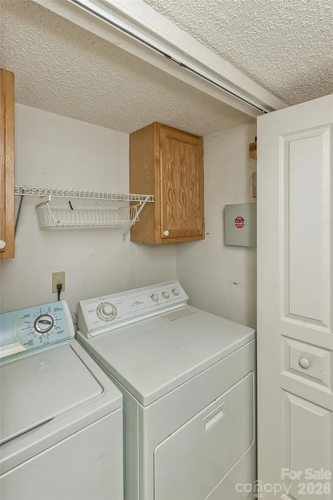 3305 Idle Hour Drive Asheville NC 28806