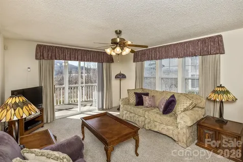 3305 Idle Hour Drive Asheville NC 28806