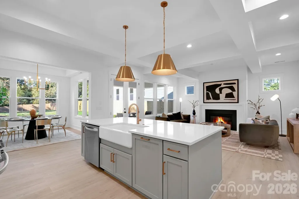 1810 Ferguson Court Charlotte NC 28205