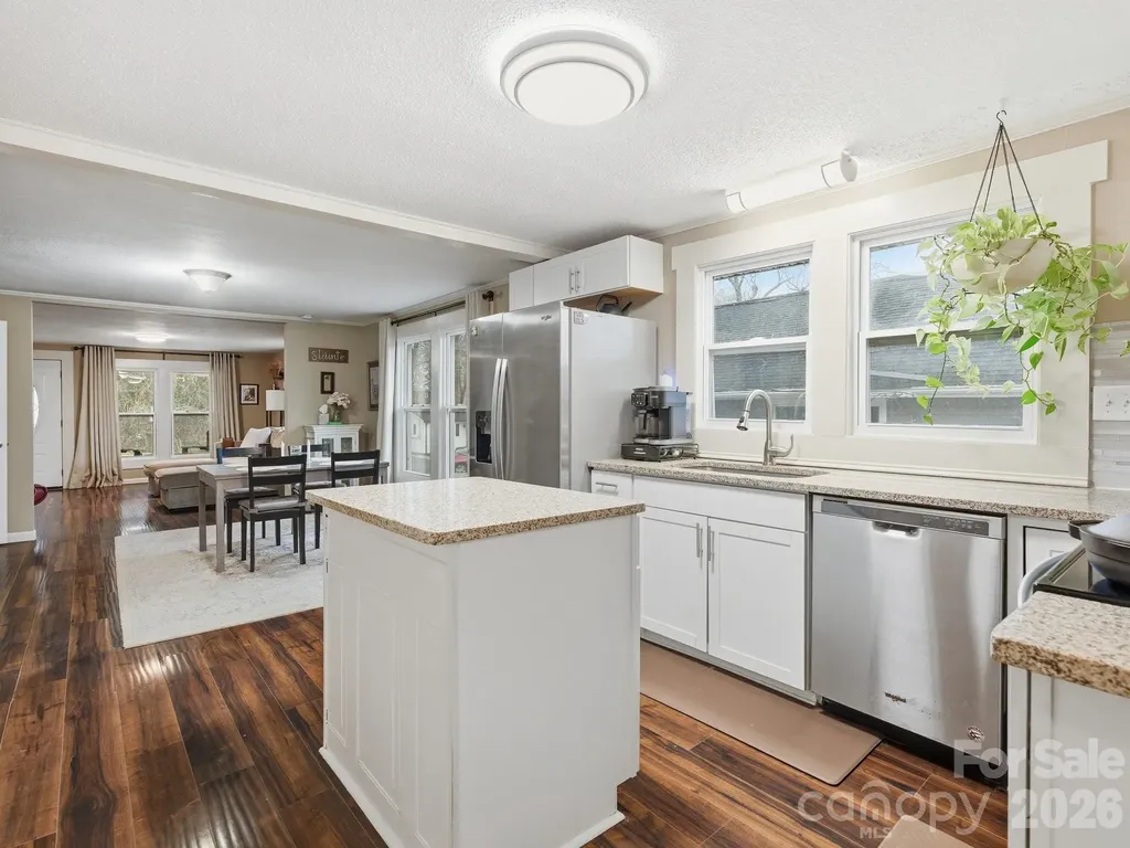 595 Gibson Drive NW Concord NC 28025