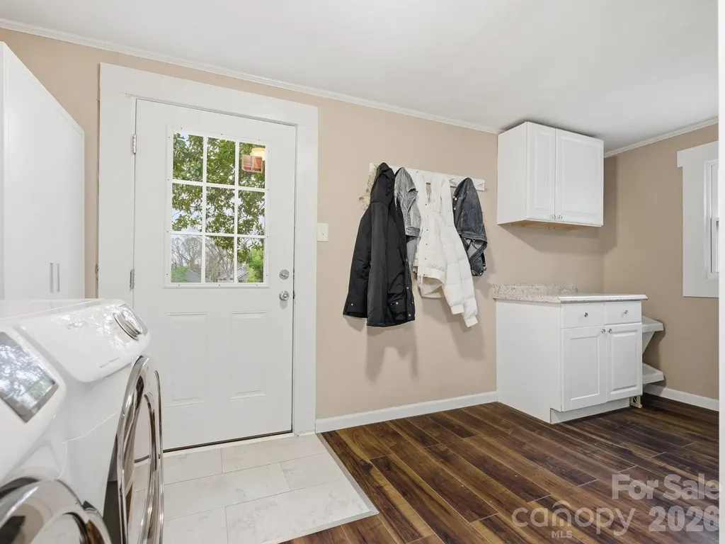 595 Gibson Drive NW Concord NC 28025