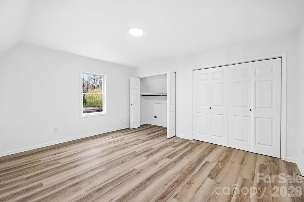 10054 Four Mile Creek Road Charlotte NC 28277