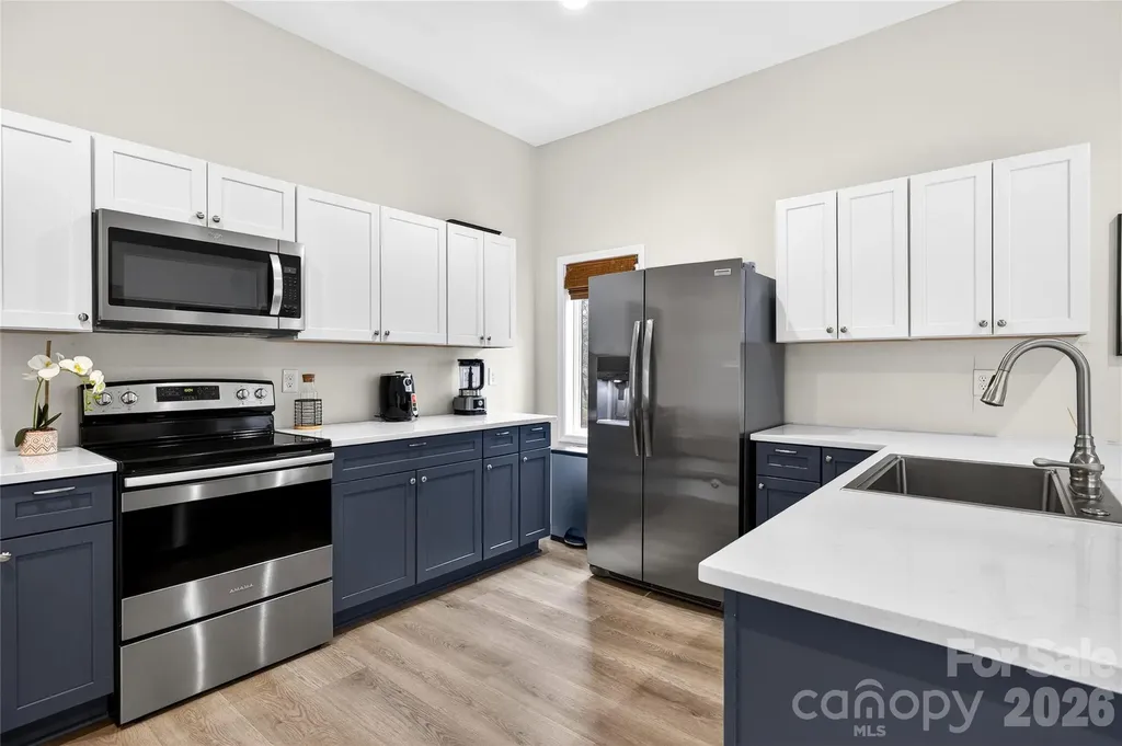 10054 Four Mile Creek Road Charlotte NC 28277