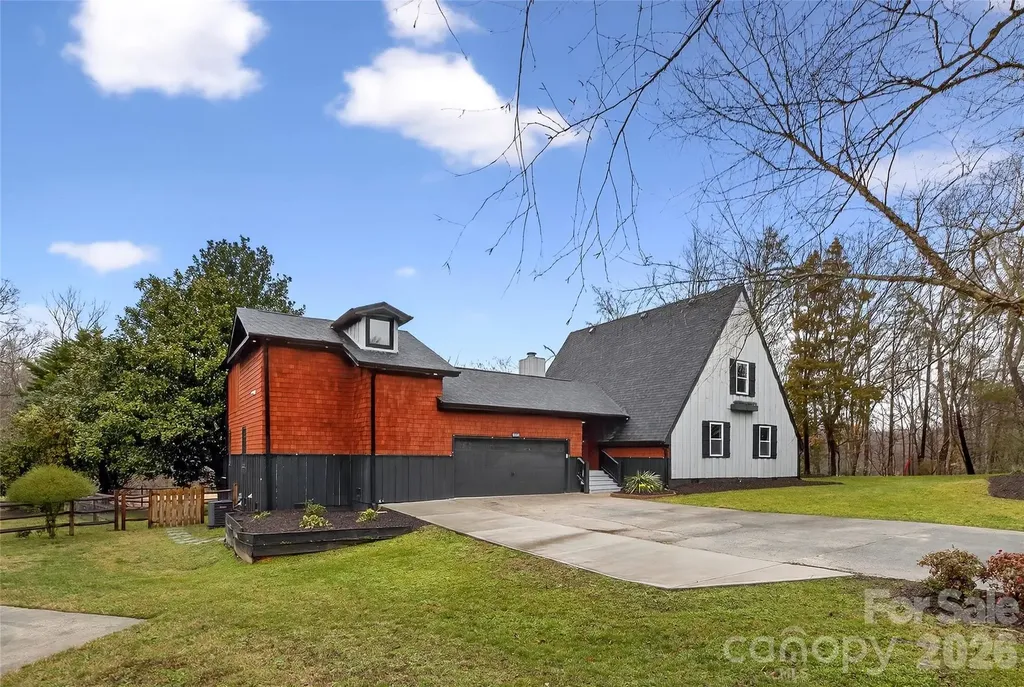 10054 Four Mile Creek Road Charlotte NC 28277