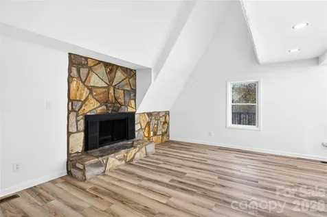 10054 Four Mile Creek Road Charlotte NC 28277