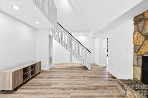 10054 Four Mile Creek Road Charlotte NC 28277
