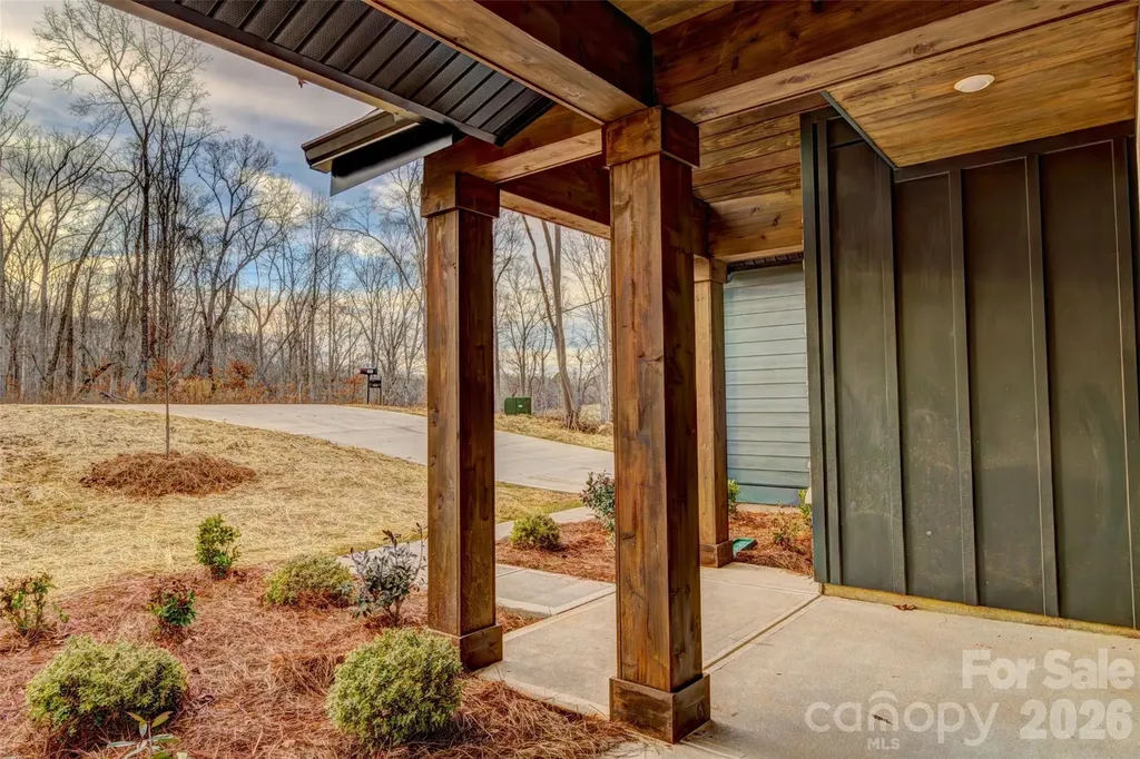 1041 Harrogate Drive Bessemer City NC 28016