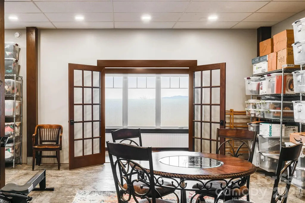 2223 Scarlet Ridge Sylva NC 28779