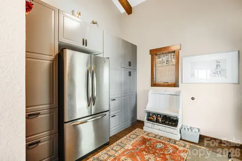 2223 Scarlet Ridge Sylva NC 28779