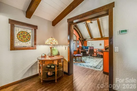 2223 Scarlet Ridge Sylva NC 28779