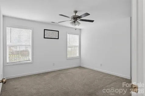 1526 Shepard Street Kannapolis NC 28083