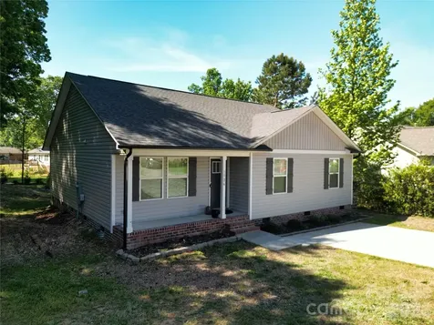 1526 Shepard Street Kannapolis NC 28083