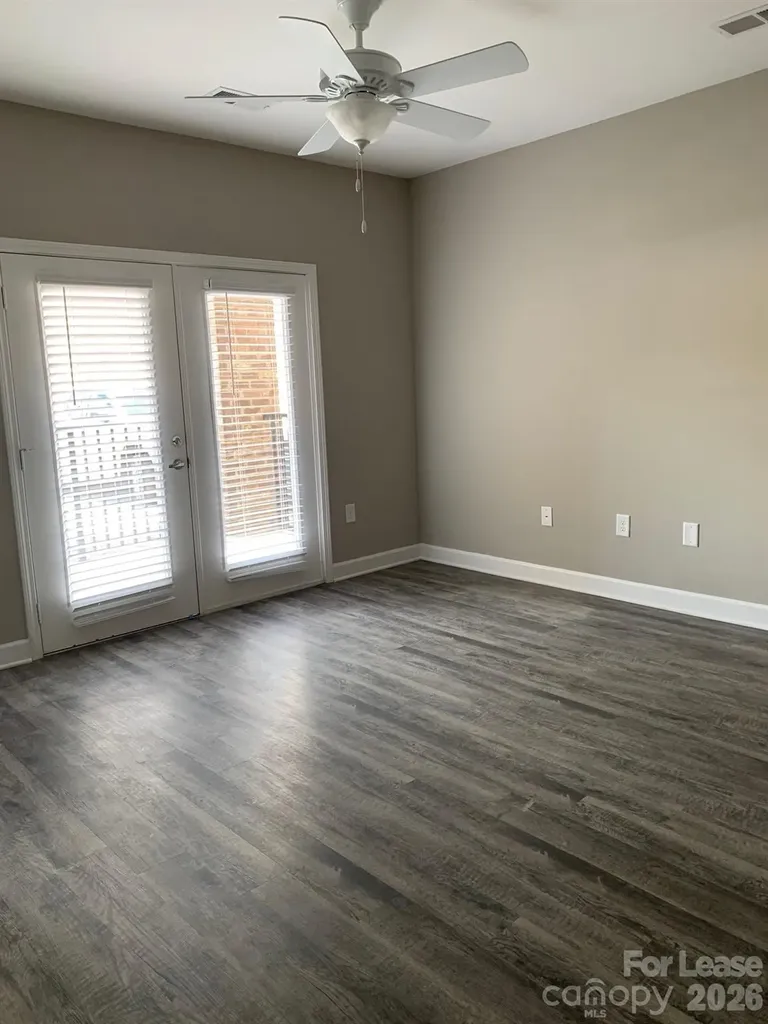 50 Riverside Drive Hickory NC 28601