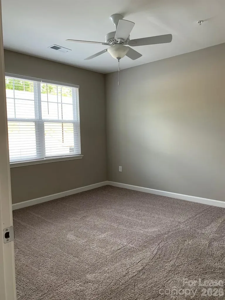 50 Riverside Drive Hickory NC 28601