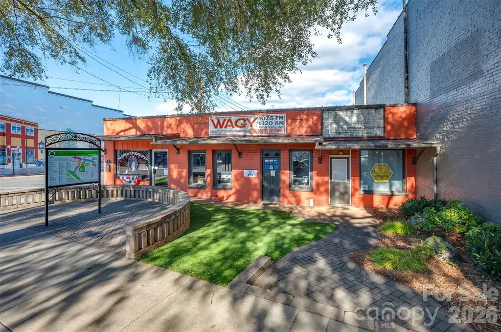 155/157 E Main Street Forest City NC 28043
