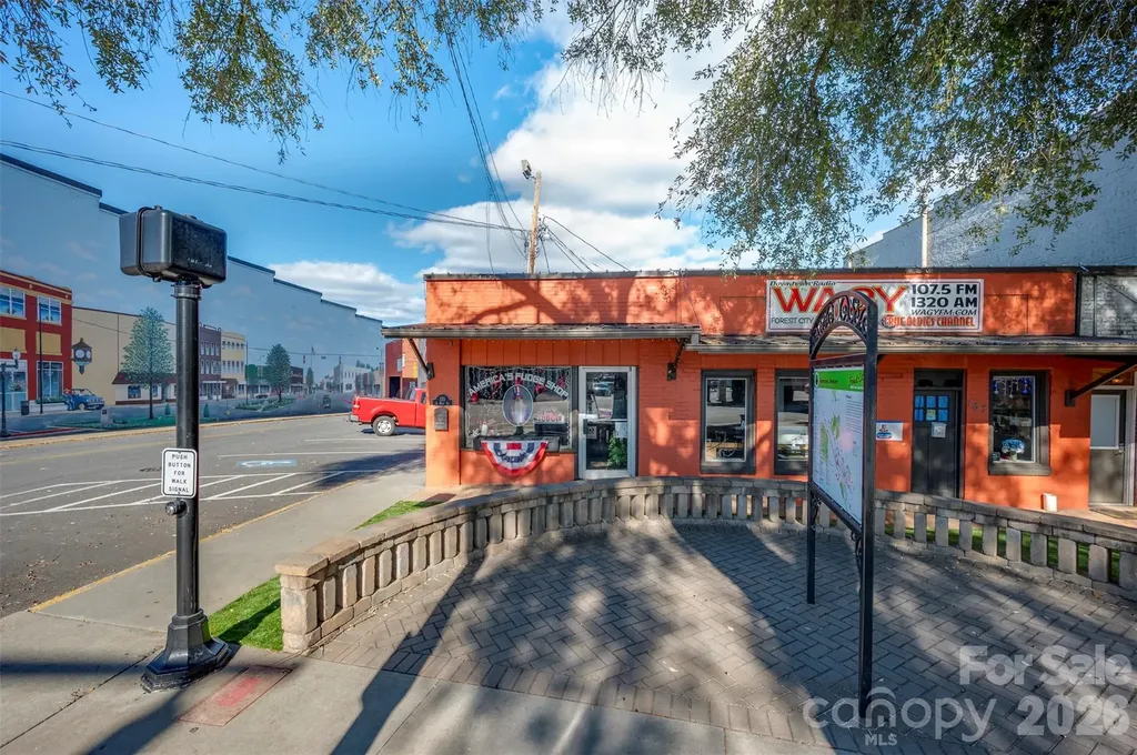 155/157 E Main Street Forest City NC 28043