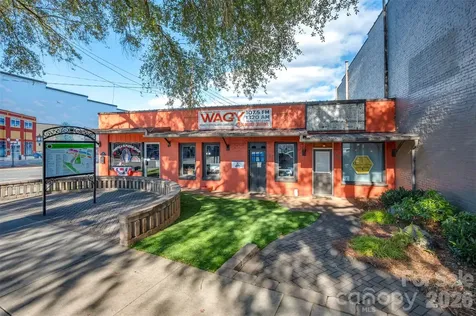 155/157 E Main Street Forest City NC 28043