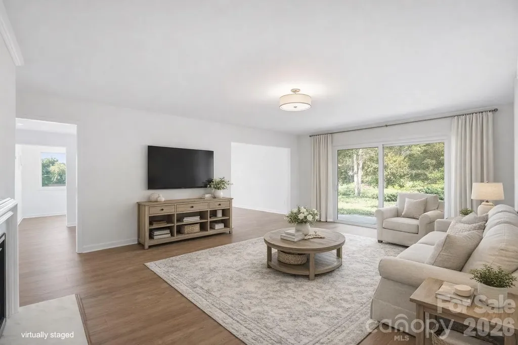7027 Quail Hill Road Charlotte NC 28210