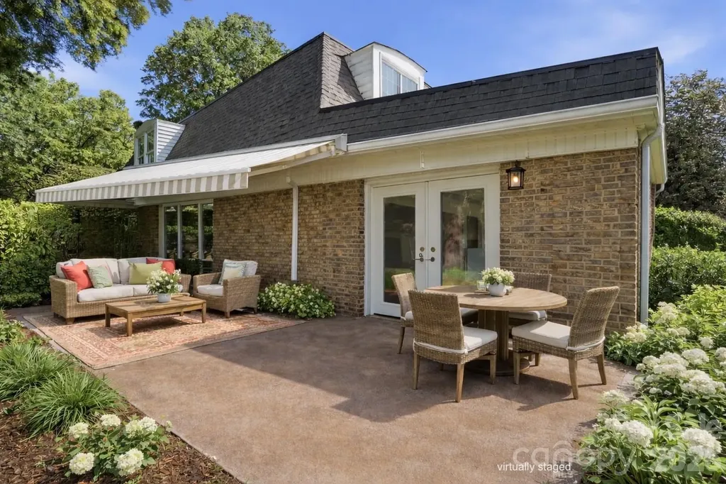 7027 Quail Hill Road Charlotte NC 28210