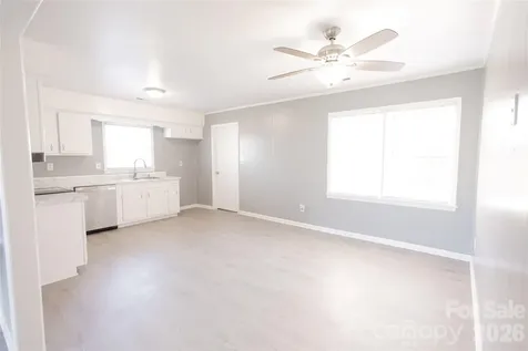 2220 Gaines Avenue Gastonia NC 28054