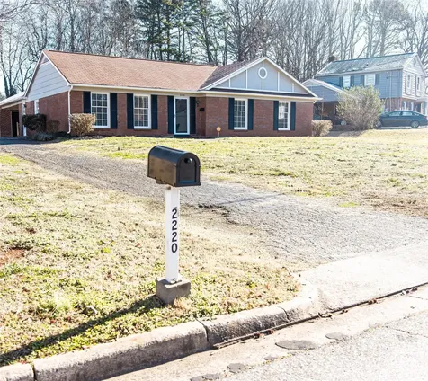2220 Gaines Avenue Gastonia NC 28054