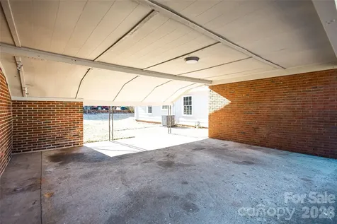 2220 Gaines Avenue Gastonia NC 28054