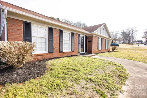 2220 Gaines Avenue Gastonia NC 28054