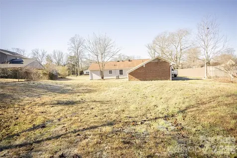 2220 Gaines Avenue Gastonia NC 28054