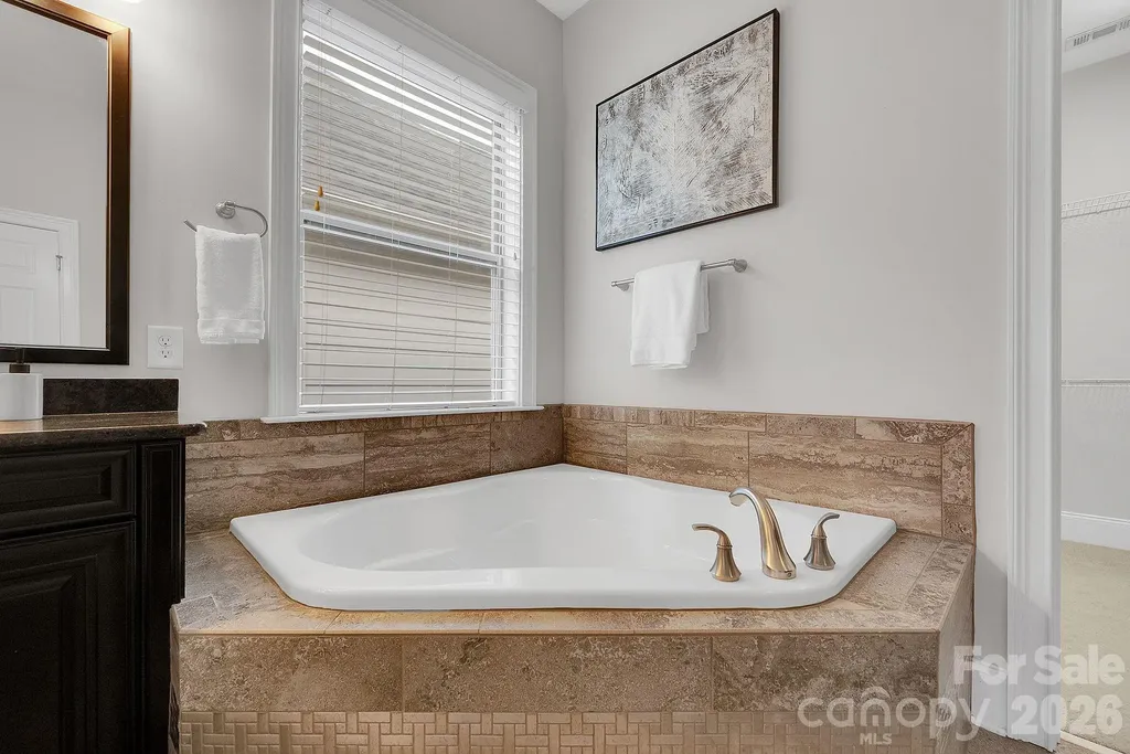 14920 High Bluff Court Charlotte NC 28278