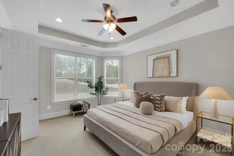 14920 High Bluff Court Charlotte NC 28278
