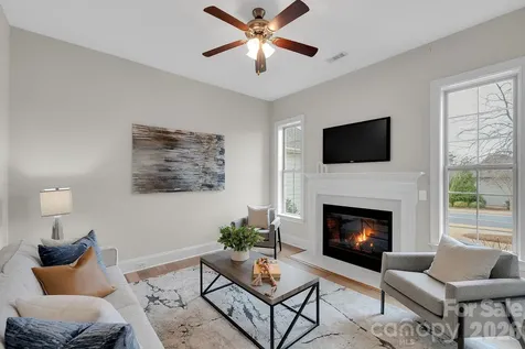 14920 High Bluff Court Charlotte NC 28278