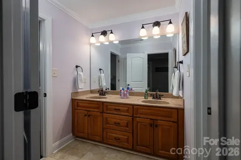 4009 Tall Timber Court Gastonia NC 28056
