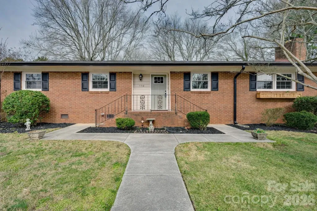 110 Scottsmoor Drive Charlotte NC 28214