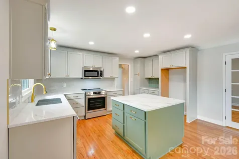110 Scottsmoor Drive Charlotte NC 28214