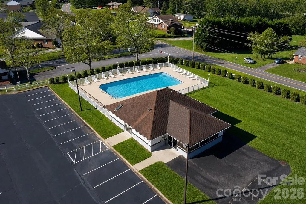 4555 Bristol Drive Morganton NC 28655