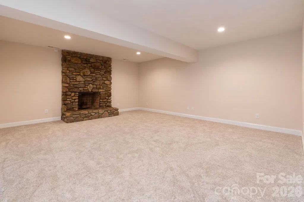 68 Sigmon Road Fletcher NC 28732