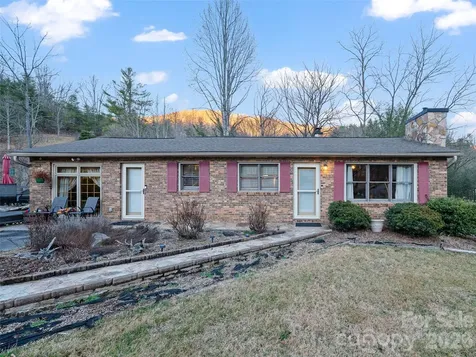 1280 Hamburg Road Bakersville NC 28705