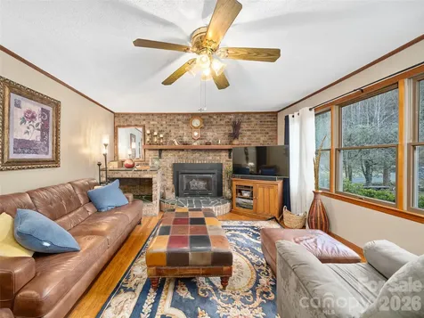 1280 Hamburg Road Bakersville NC 28705